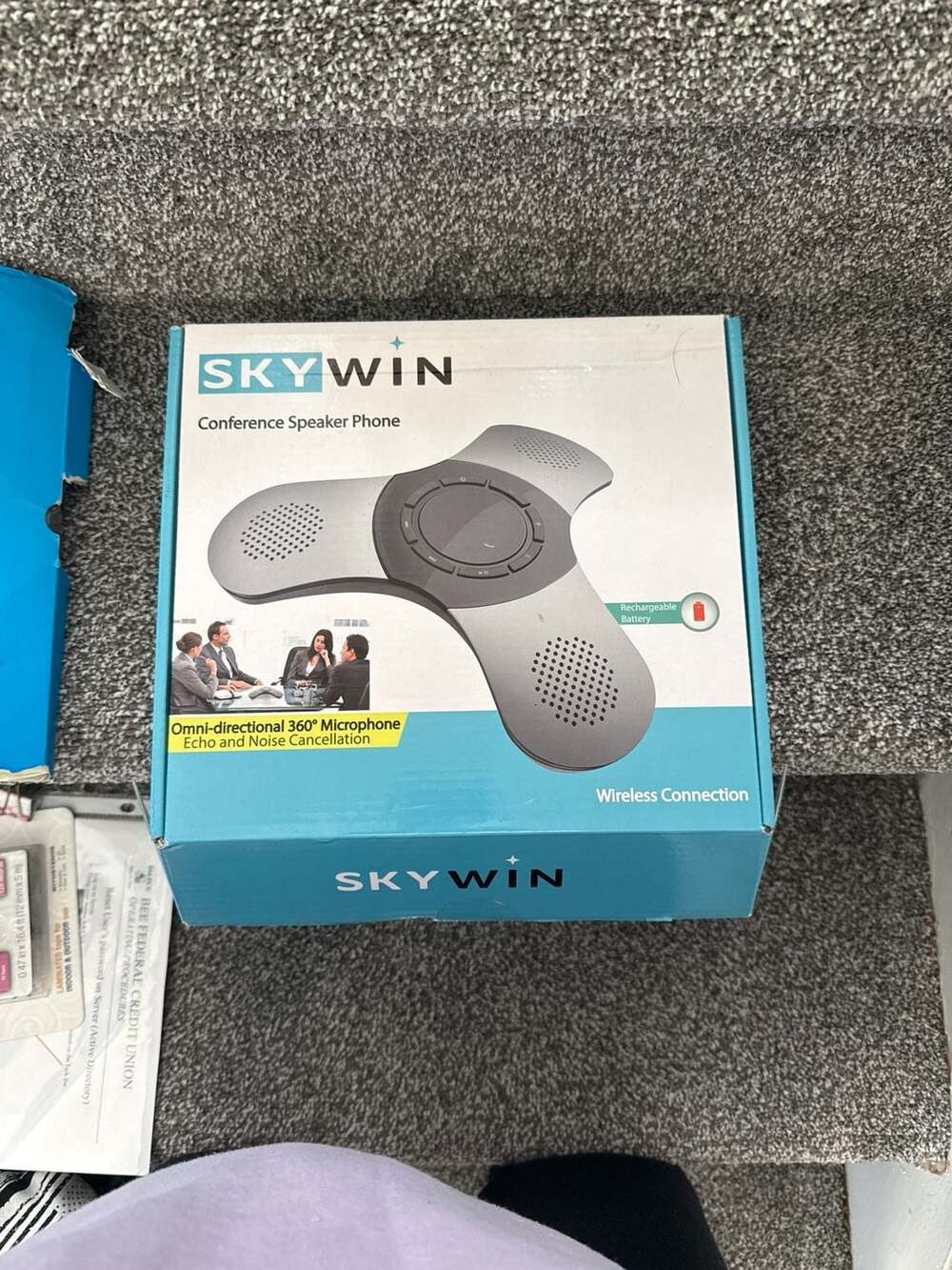 Skywin Wireless Conference Speaker Phone with 360 Degree Omni-Directional Microp